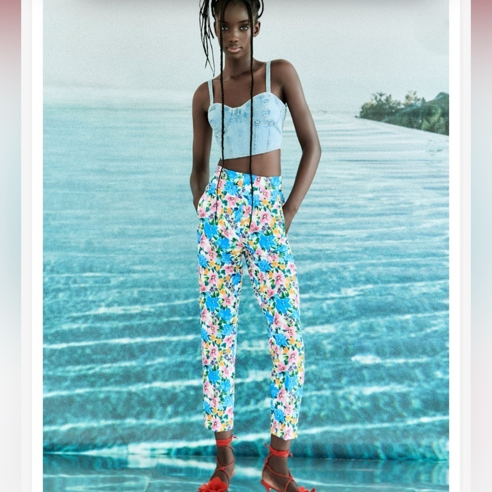 “ZARA” Floral Hi Waisted Capri Pant